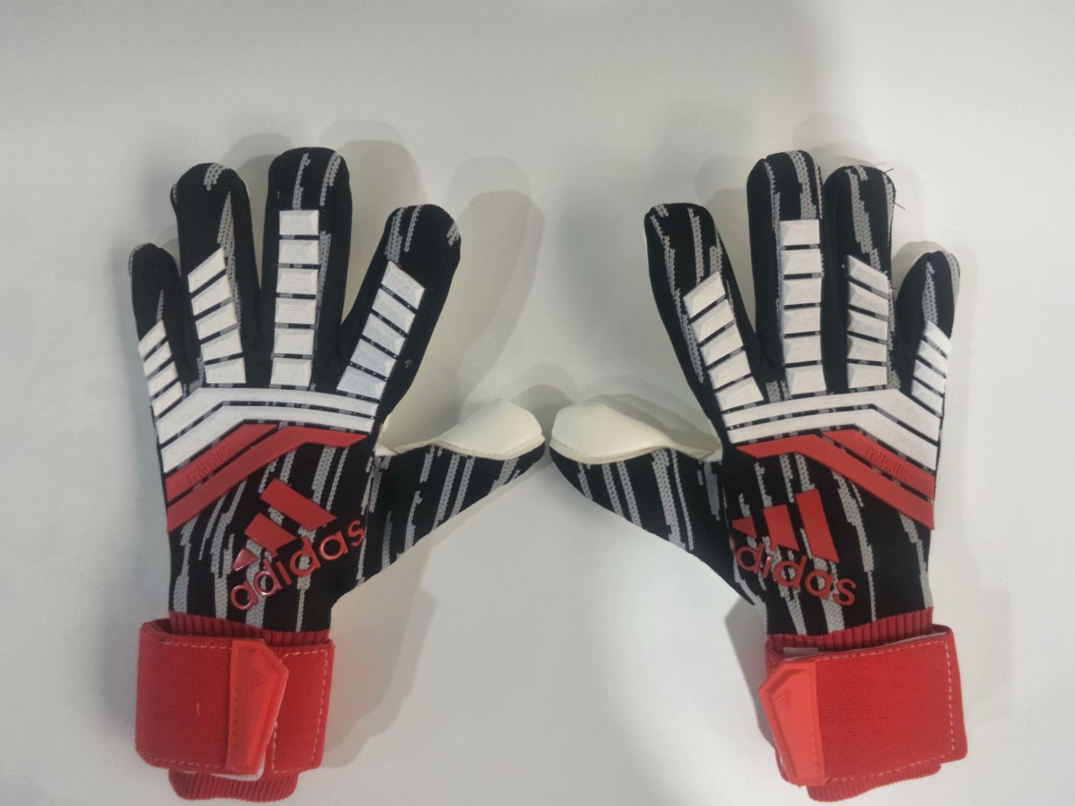 Soccer Gloves-1